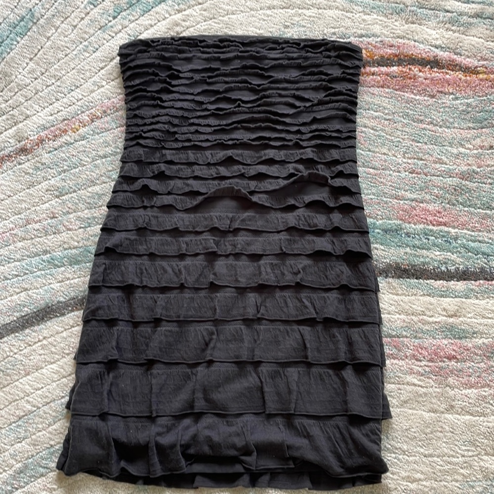 Express black strapless dress size medium.  Super comfy!  Like new
